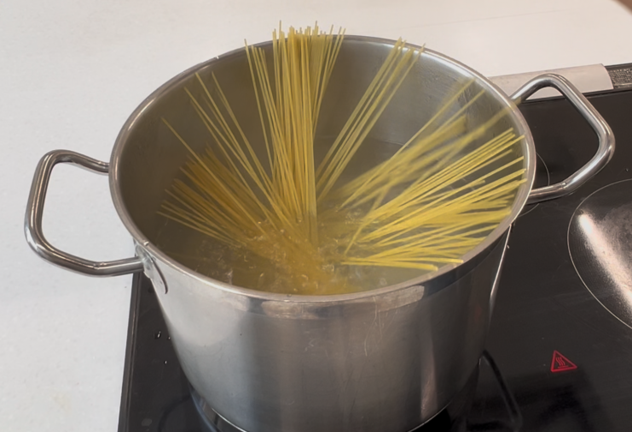 パスタの茹で方(サムネ).png パスタの茹で方(サムネ).png